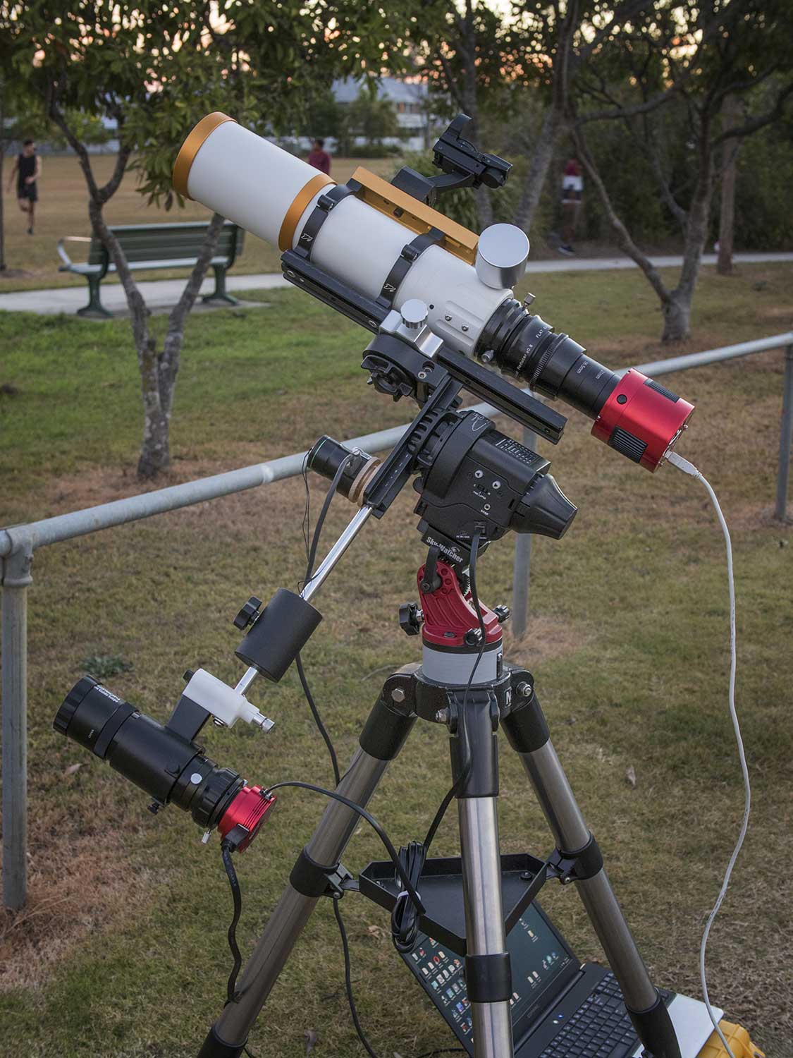 PHD2 Guiding with Star Adventurer Mount - William Optics GT71 with PoleMaster visible.